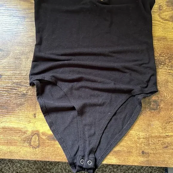 Forever 21 Black Self-Tie Halter Deep Cut Chest Bodysuit - Picture 4 of 12